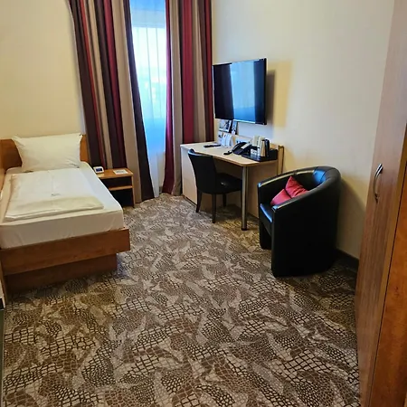 Western Dreilaenderbruecke / Basel 4* Weil am Rhein