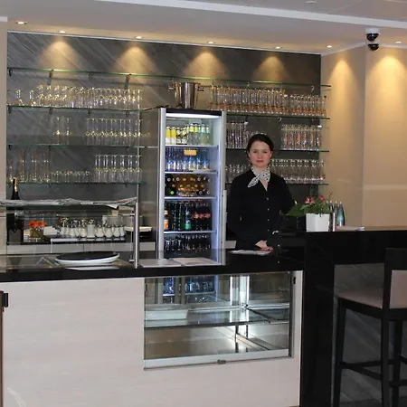 Western Dreilaenderbruecke / Basel מלון