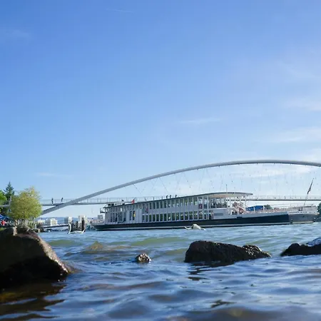 Western Dreilaenderbruecke / Basel Weil am Rhein